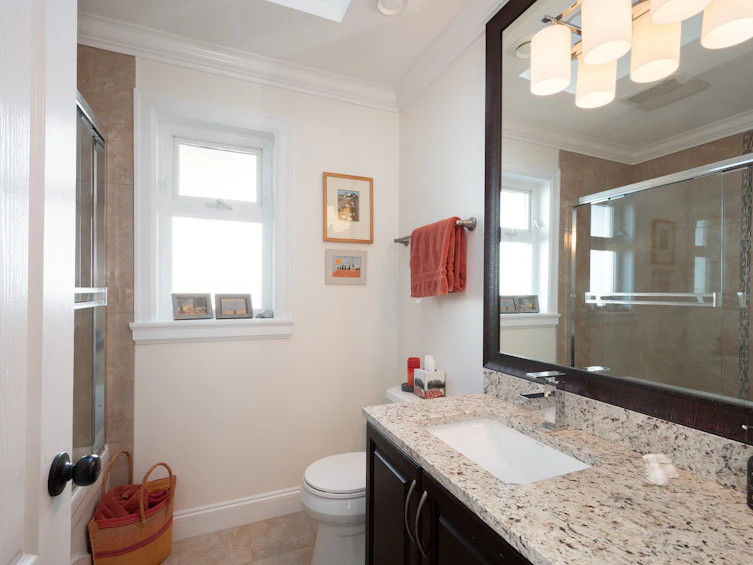 336 W 17th Street, North Vancouver, BC, V7M 1V8 - 30