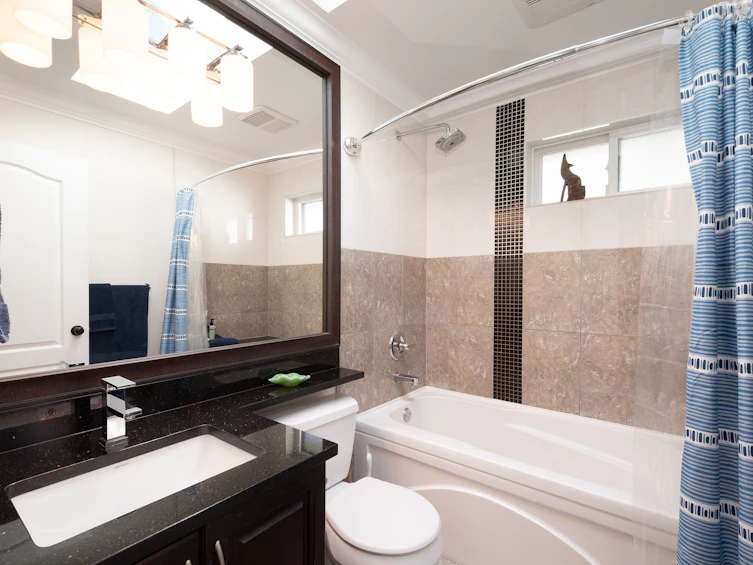 336 W 17th Street, North Vancouver, BC, V7M 1V8 - 27