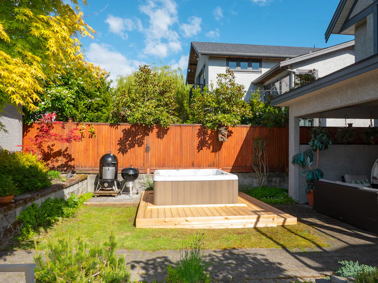 336 W 17th Street, North Vancouver, BC, V7M 1V8 - 41