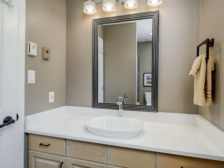 3949 Scolton Lane, Saanich, BC, V8N 6J6 - 24