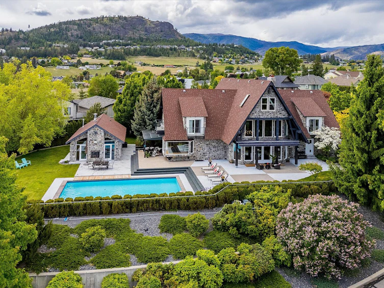 7-3105 Thacker Drive, West Kelowna, BC, V1Z 1X5