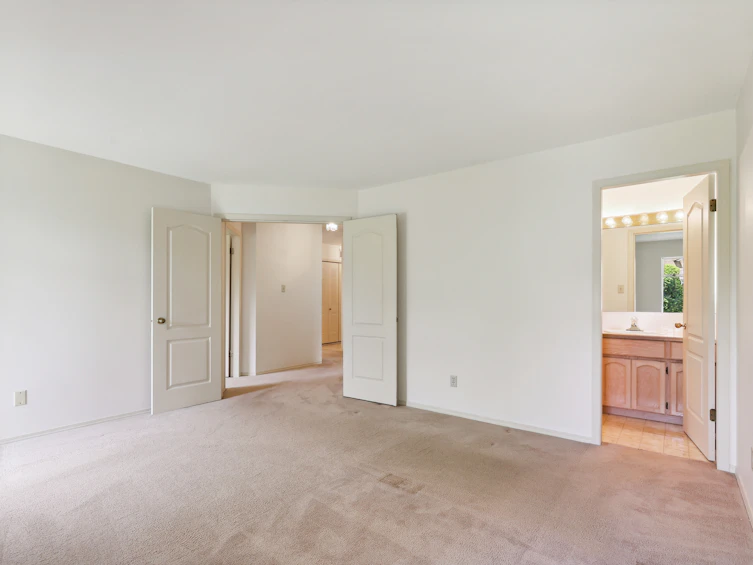 14077 17th Avenue, Surrey, BC, V4A 8K4 - 15