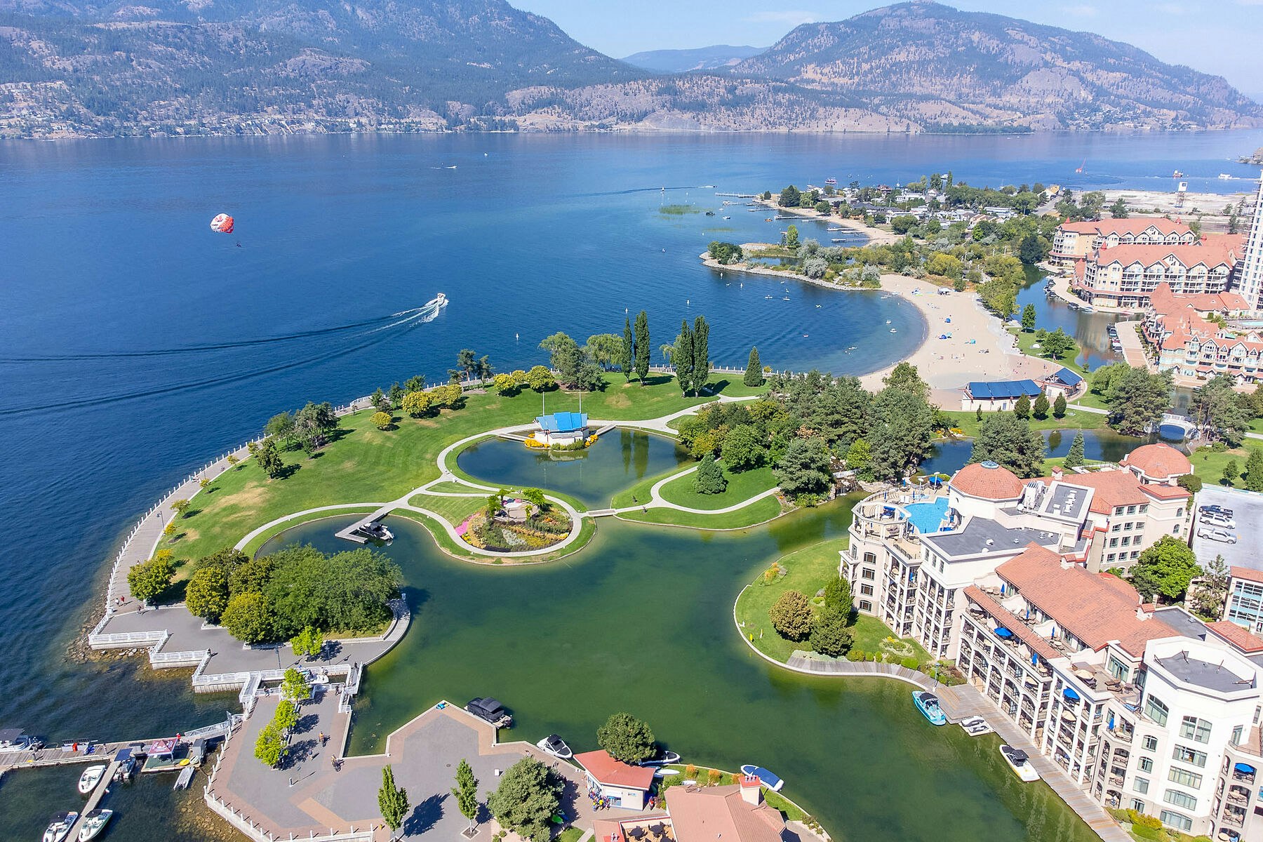 1007-1232 Ellis Street, Kelowna, BC, V1Y 1Z4
