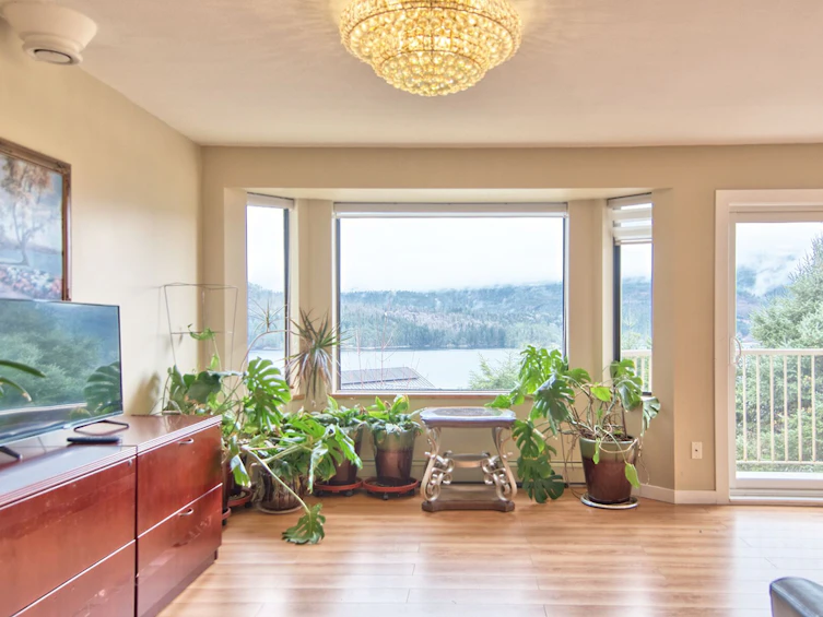 6377 N Gale Avenue, Sechelt, BC, V7Z 0P7 - 5