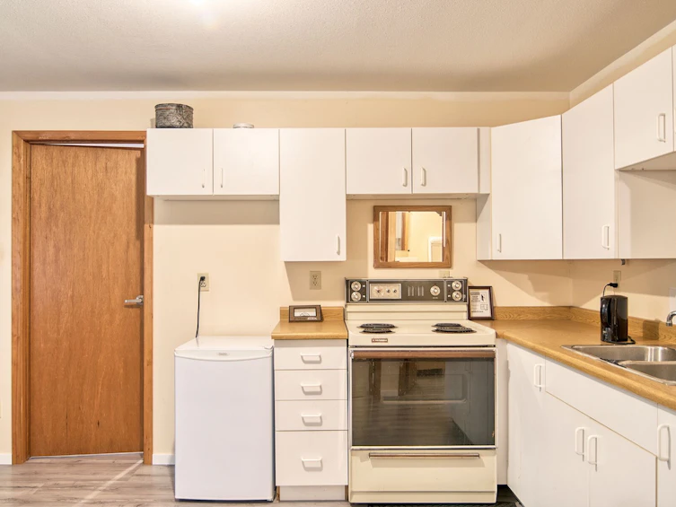 6377 N Gale Avenue, Sechelt, BC, V7Z 0P7 - 28