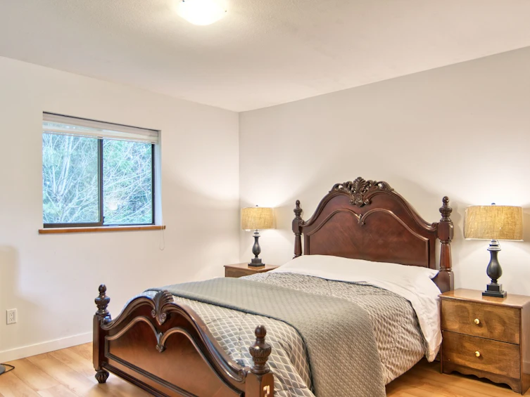 6377 N Gale Avenue, Sechelt, BC, V7Z 0P7 - 16