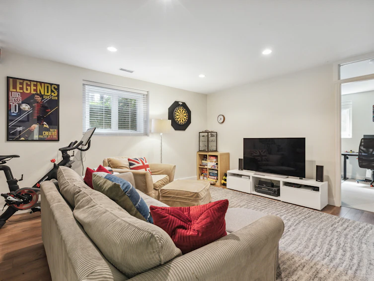 1589 Bowser Avenue, North Vancouver, BC, V7P 2Y4 - 30