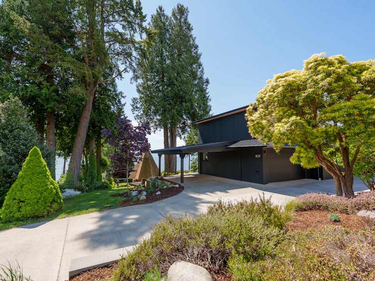 107 Mahan Road, Gibsons, BC, V0N 1V3 - 2