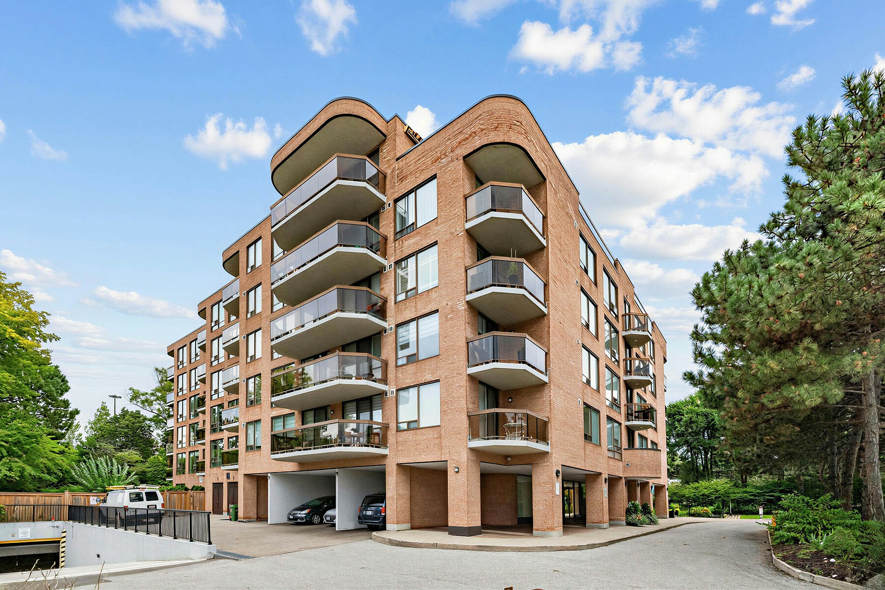 96 Fifeshire 501 Road, Toronto, ON, M2L 2X9