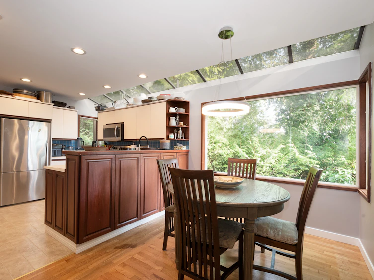 3284 Mathers Avenue, West Vancouver, BC, V7V 2K5 - 12