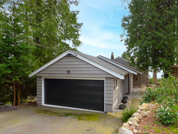 3284 Mathers Avenue, West Vancouver, BC, V7V 2K5 - 22