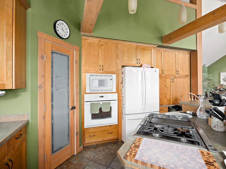 17142 Commonage Road, Lake Country, BC, V4V 1B5 - 13