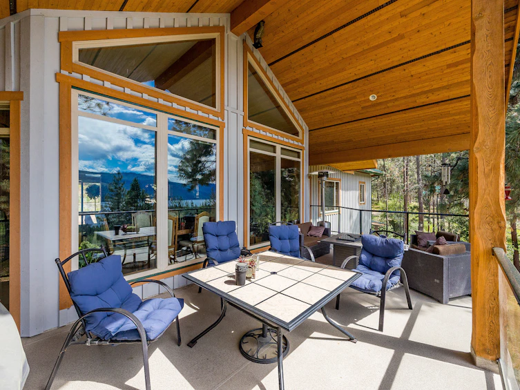 17142 Commonage Road, Lake Country, BC, V4V 1B5 - 17