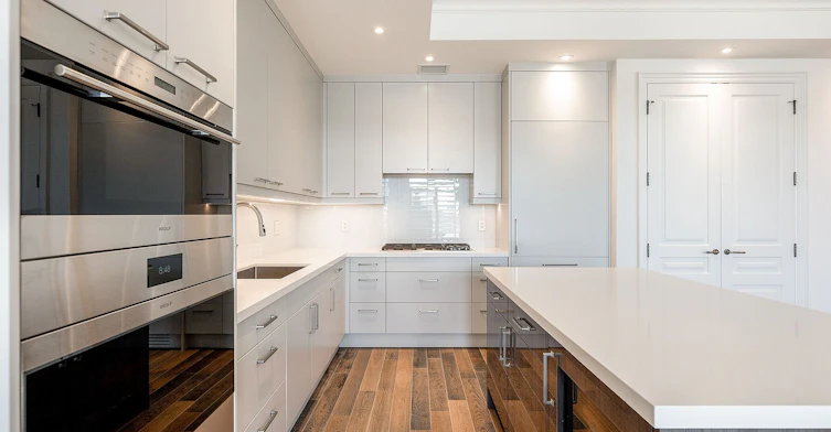 1 Forest Hill 404 Road, Toronto, ON, M4V 1R1 - 11