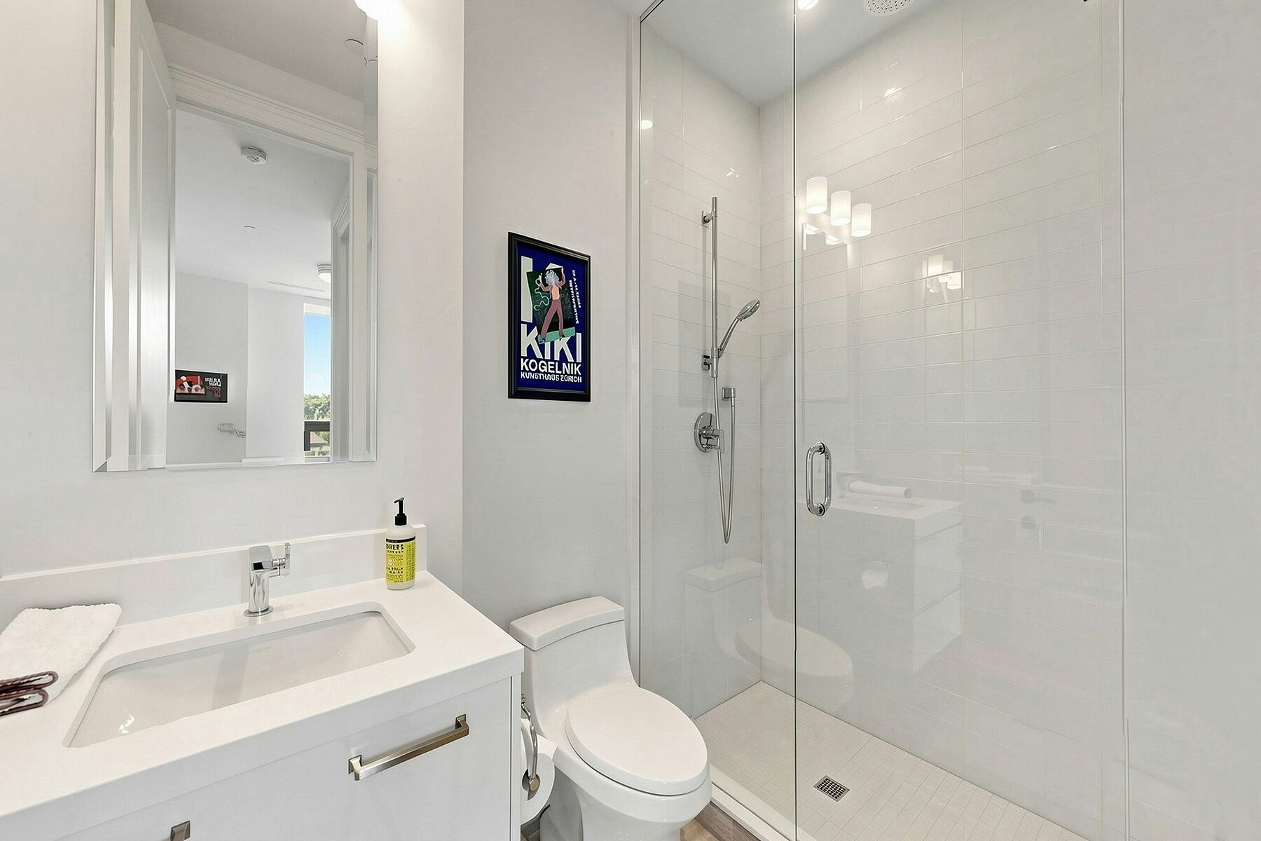 1 Forest Hill 404 Road, Toronto, ON, M4V 1R1 - 24