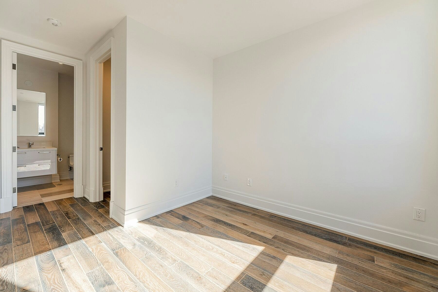 1 Forest Hill 404 Road, Toronto, ON, M4V 1R1 - 19