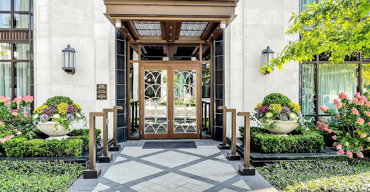 1 Forest Hill 404 Road, Toronto, ON, M4V 1R1 - 3