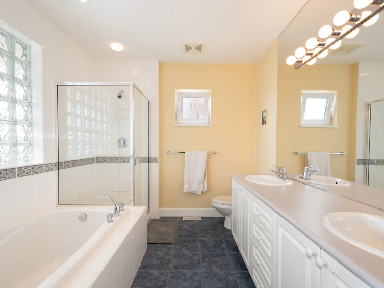 1168 Esquimalt Avenue, West Vancouver, BC, V7T 1K1 - 42