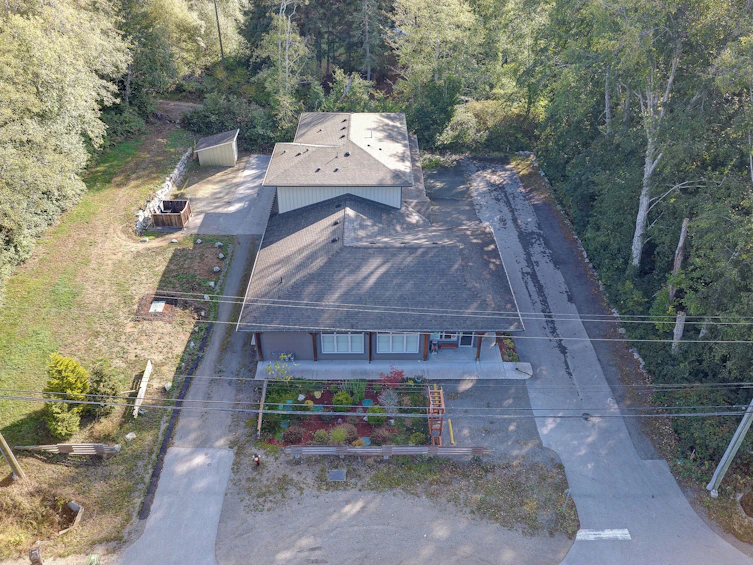 1680 Field Road, Sechelt, BC, V7Z 0B1 - 4