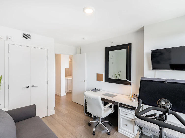 408-177 W 3rd Street, North Vancouver, BC, V7M 0G5 - 10