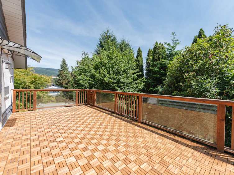 5711 Trail Avenue, Sechelt, BC, V0N 3A0 - 28