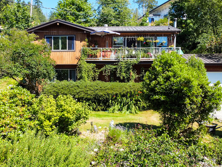 4222 Irvines Landing Road, Pender Harbour Egmont, BC, V0N 1S1