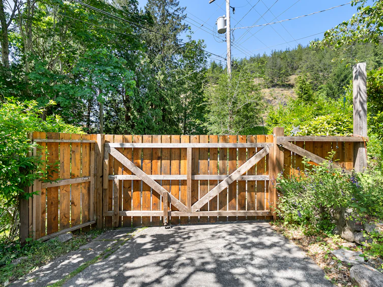 4222 Irvines Landing Road, Pender Harbour Egmont, BC, V0N 1S1 - 41