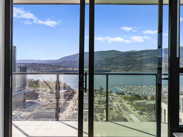 2910-1488 Bertram Street, Kelowna, BC, V1Y 0M6 - 3