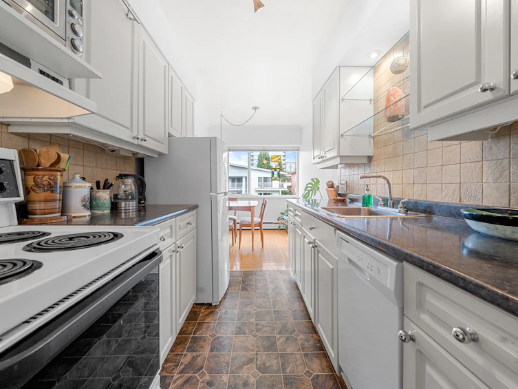 201-1075 W 13 Avenue, Vancouver, BC, V6H 1N1 - 8