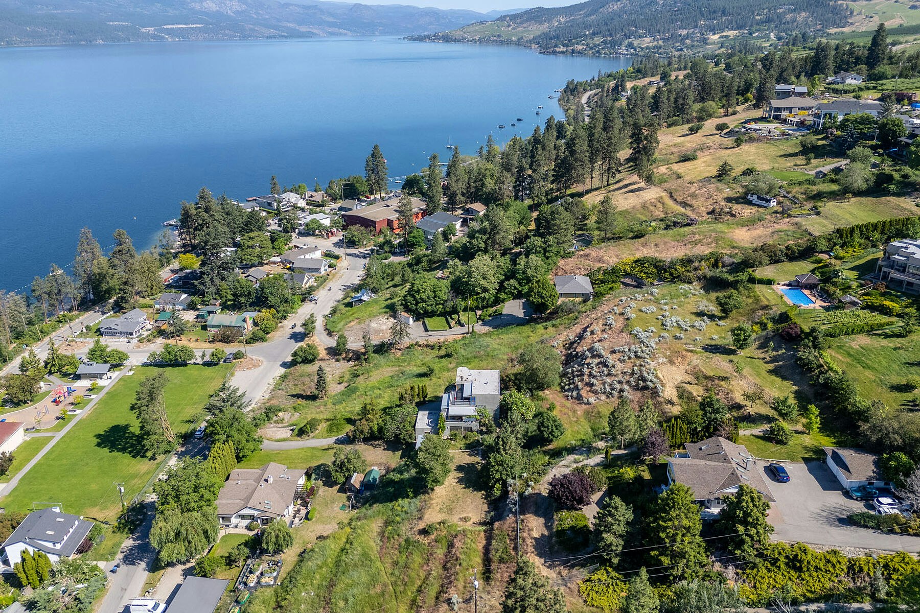 11263 Maddock Avenue, Lake Country, BC, V4V 2J7 - 10