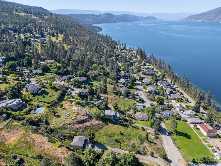 11263 Maddock Avenue, Lake Country, BC, V4V 2J7 - 14