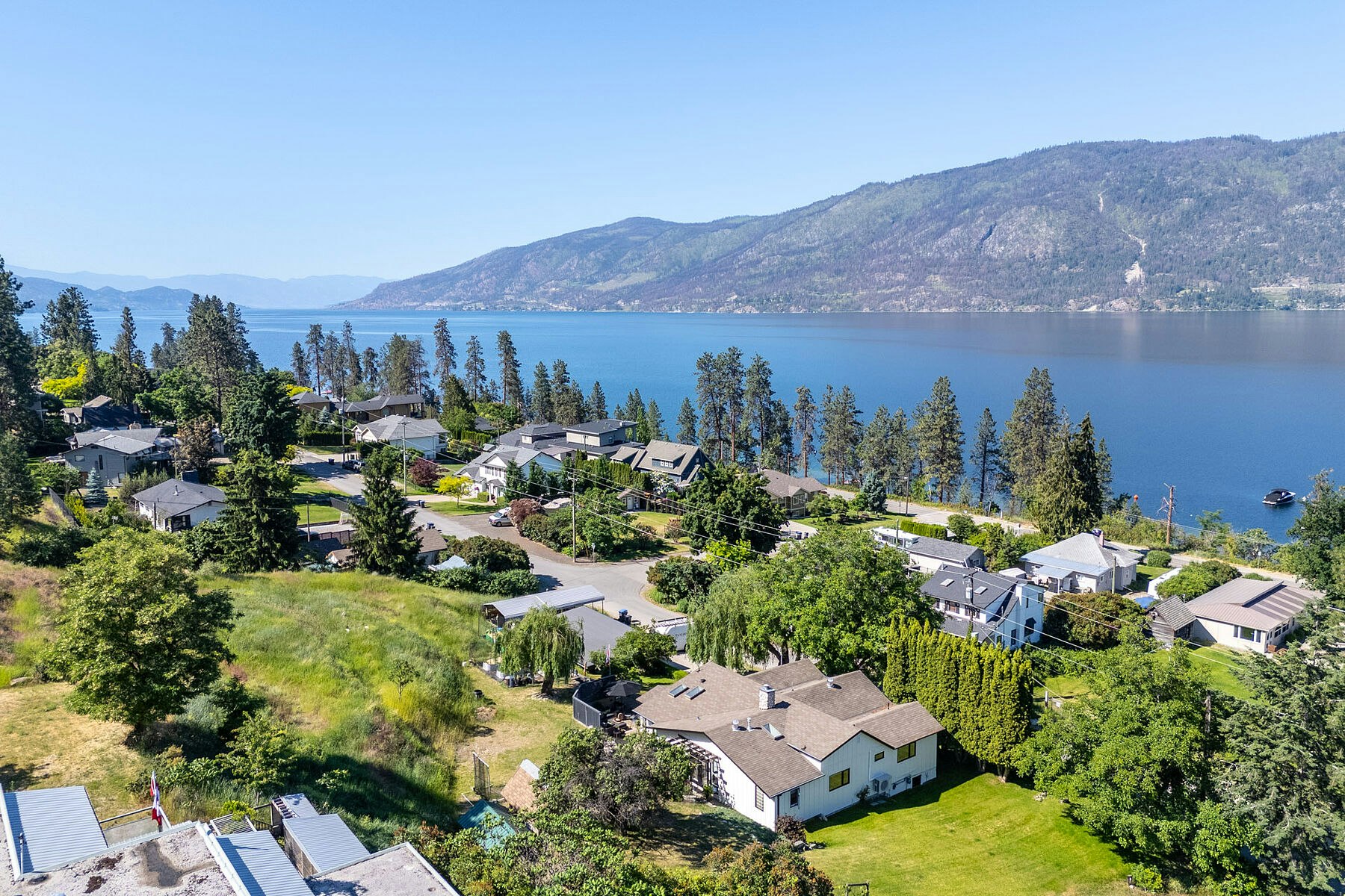 11263 Maddock Avenue, Lake Country, BC, V4V 2J7