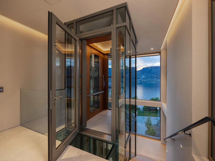 20-180 Sheerwater Court, Kelowna, BC, V1V 2X1 - 20