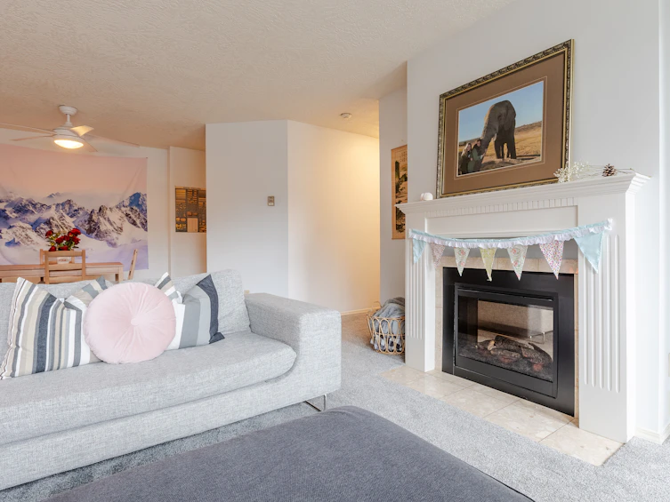 203-3931 Shelbourne Street, Saanich, BC, V8P 4H9 - 11