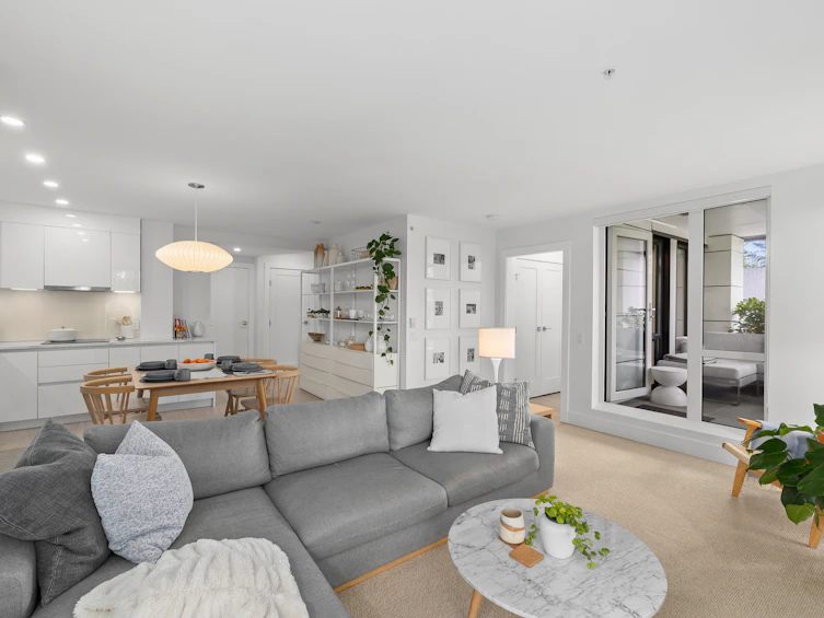 402-2239 W 7th Avenue, Vancouver, BC, V6K 1Y3 - 8