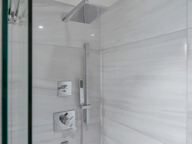 2706-198 Aquarius Mews, Vancouver, BC, V6Z 2Y4 - 31