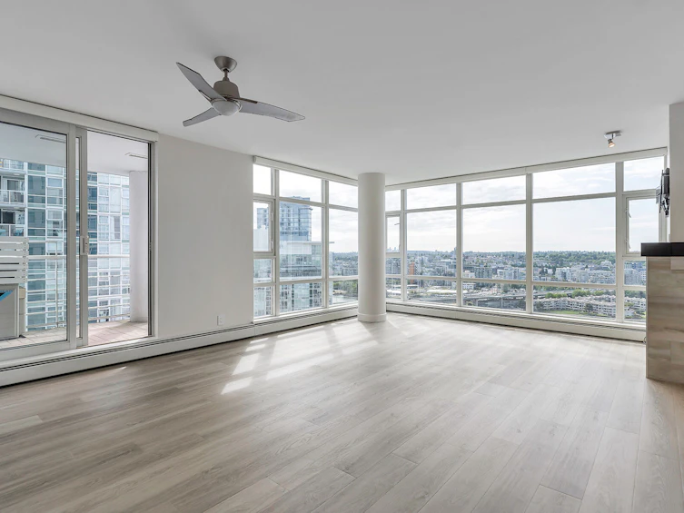 2706-198 Aquarius Mews, Vancouver, BC, V6Z 2Y4 - 3