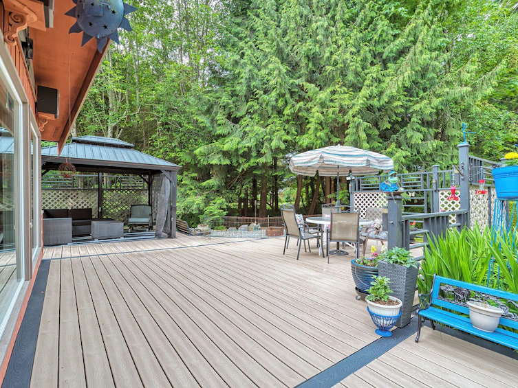 6241 Sechelt Inlet Road, Sechelt, BC, V7Z 0L3 - 6