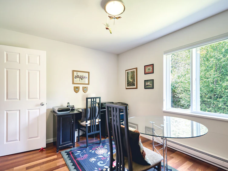 W201-5780 Trail Avenue, Sechelt, BC, V7Z 0K5 - 32