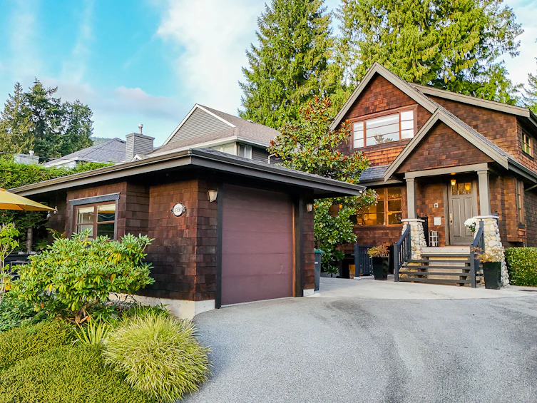 3394 Mahon Avenue, North Vancouver, BC, V7N 3T6 - 33