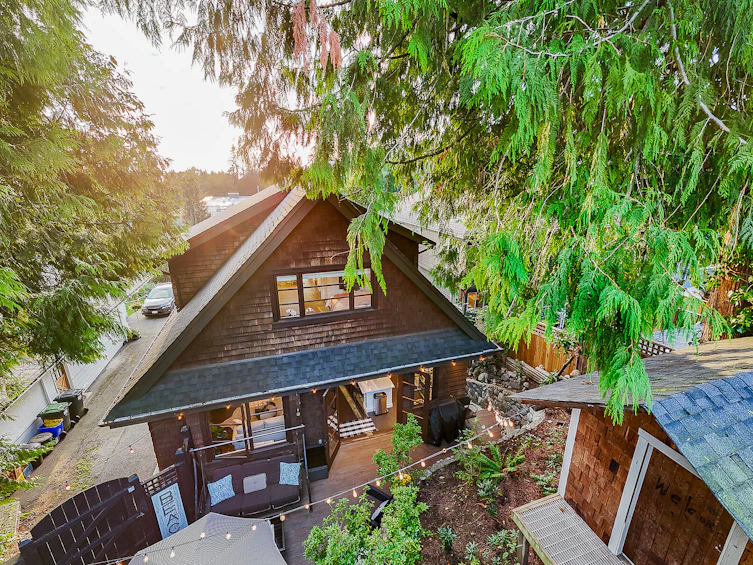 3394 Mahon Avenue, North Vancouver, BC, V7N 3T6 - 32