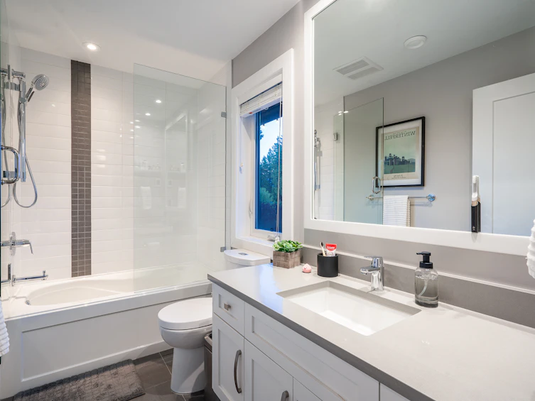 3071 Spencer Court, West Vancouver, BC, V7V 3C5 - 30