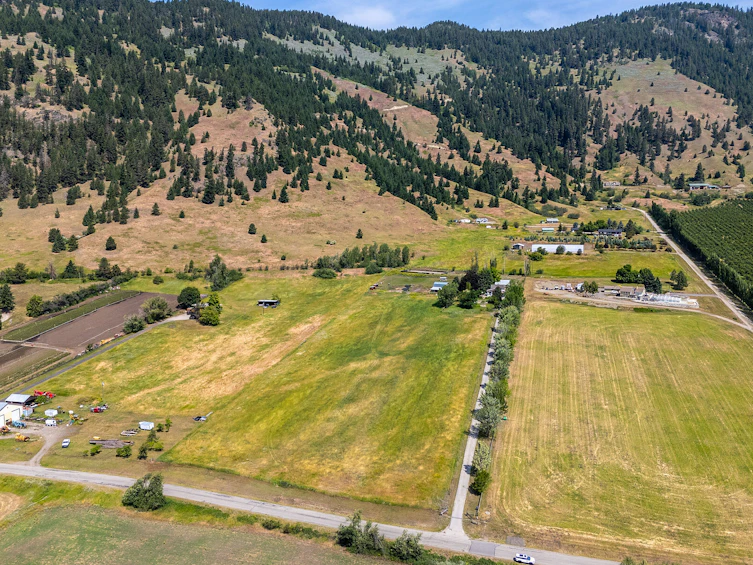 6651 Buchanan Road, Coldstream, BC, V1B 3C6 - 72