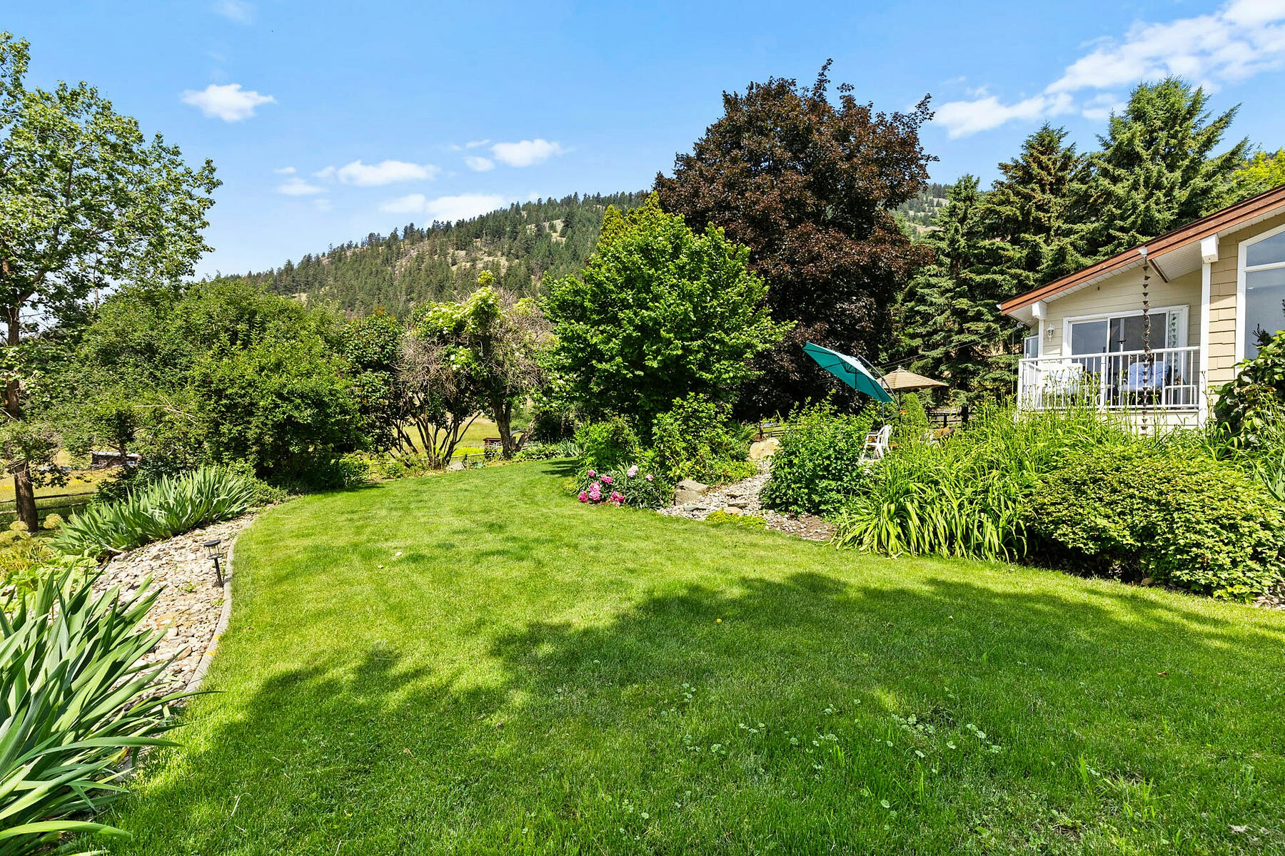 6651 Buchanan Road, Coldstream, BC, V1B 3C6 - 51