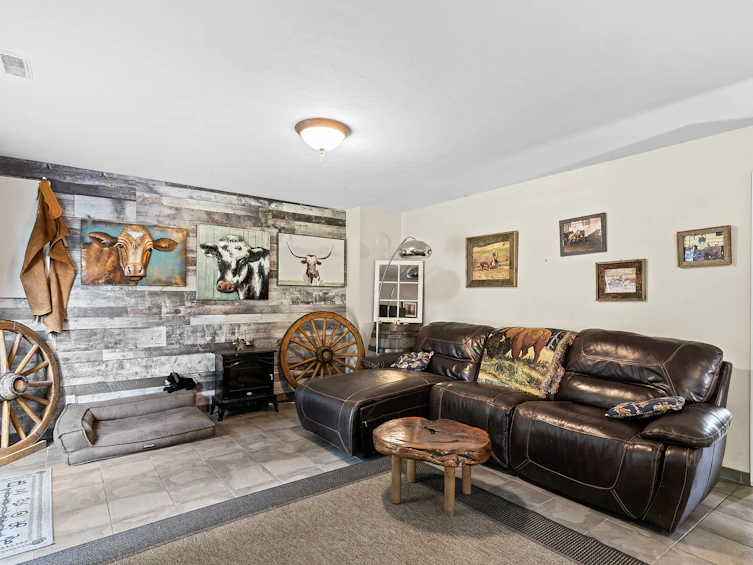 6651 Buchanan Road, Coldstream, BC, V1B 3C6 - 25