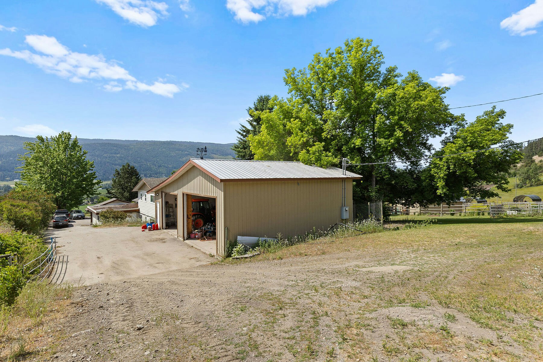 6651 Buchanan Road, Coldstream, BC, V1B 3C6 - 65
