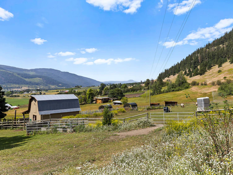 6651 Buchanan Road, Coldstream, BC, V1B 3C6 - 66
