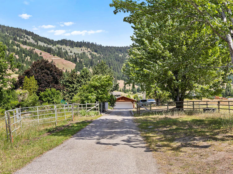 6651 Buchanan Road, Coldstream, BC, V1B 3C6 - 70