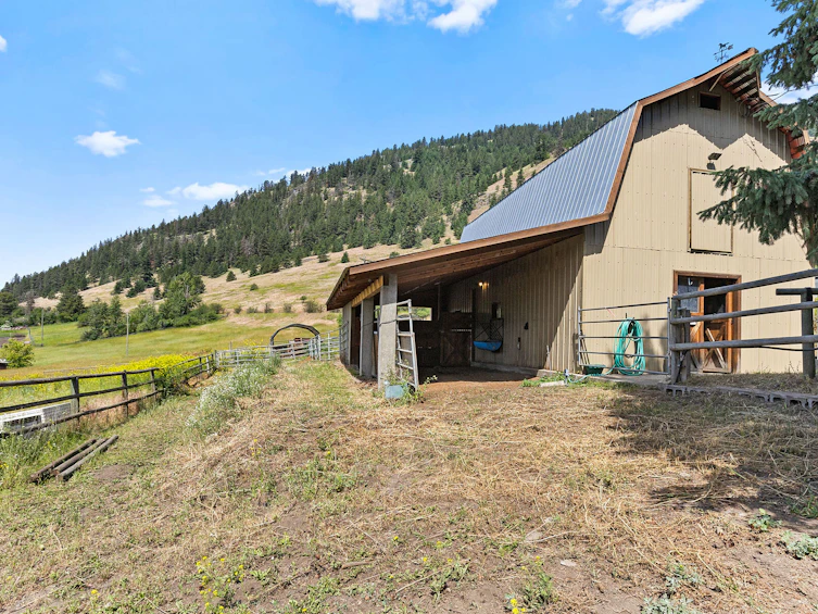 6651 Buchanan Road, Coldstream, BC, V1B 3C6 - 56