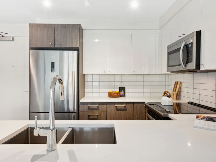 312-2525 Clarke Street, Port Moody, BC, V3H 0J3 - 11